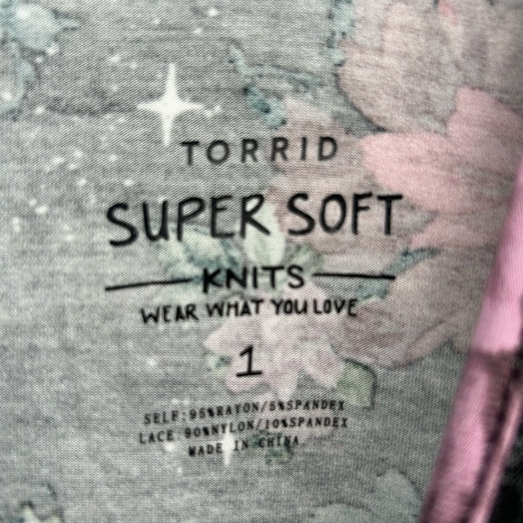 Torrid Dress Whimsygoth Fairy Grunge Lace Bell Sleeve Witchy Sz 1/1X Black Multi - Picture 3 of 16